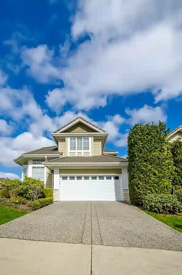 Top-Rated Garage Door Spring Repair in Strathmore